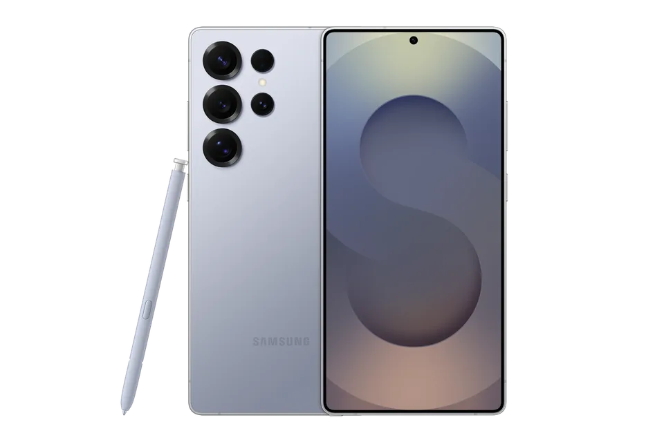 Galaxy S25 Ultra in Titanium Silverblue, front and back with S Pen